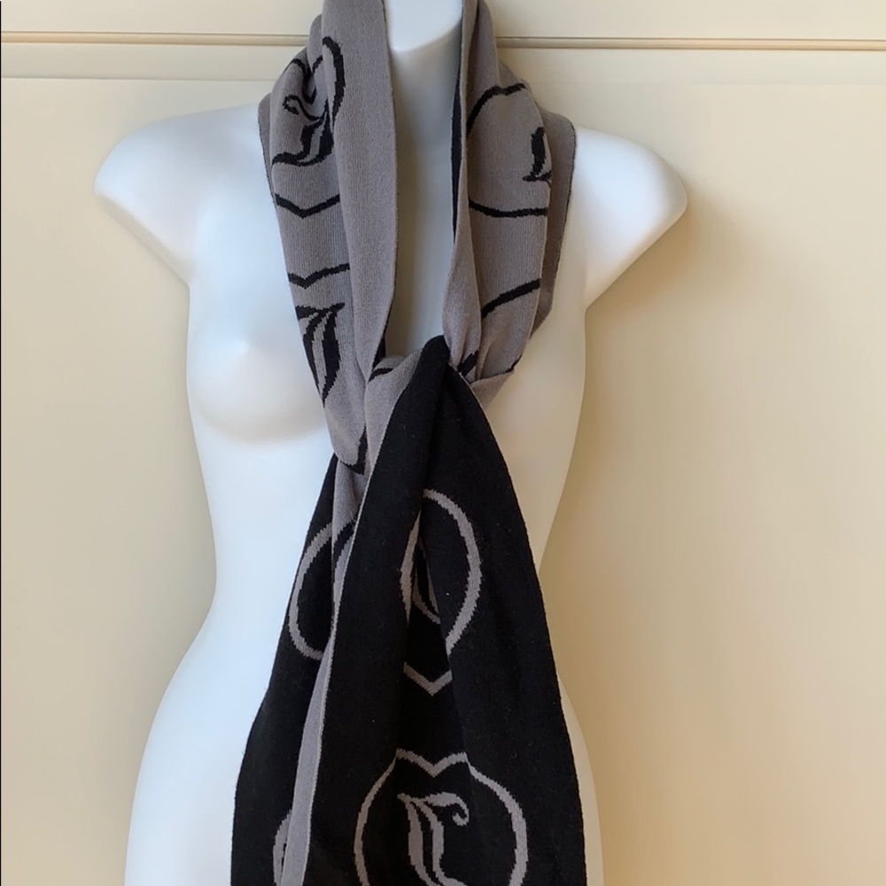 Juicy Couture Gray and Black Scarf